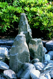 FONTANNY - kamienie-fontanna.jpg