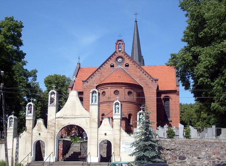 KOŚCIOŁY w POLSCE - 800px-Drzycim_church.jpg Matki Boskiej  Pocieszenia.jpg